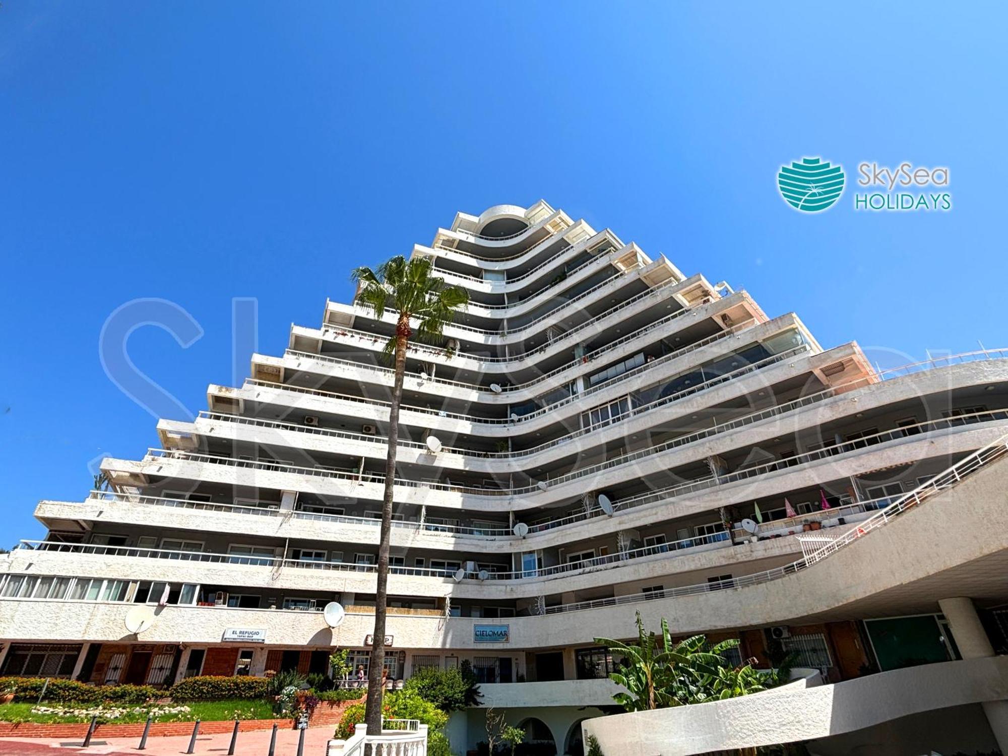 Skysea Benalmadena Puerto Marina Apartment Bagian luar foto